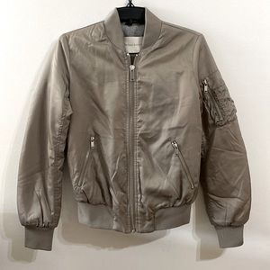 The Group BABATON, women’s bomber jacket, size XXS. W16 L23.